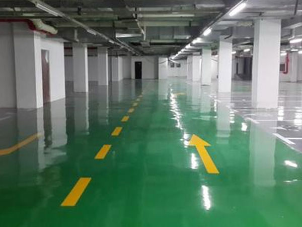 停車場地坪漆使用的是什么，有哪些?